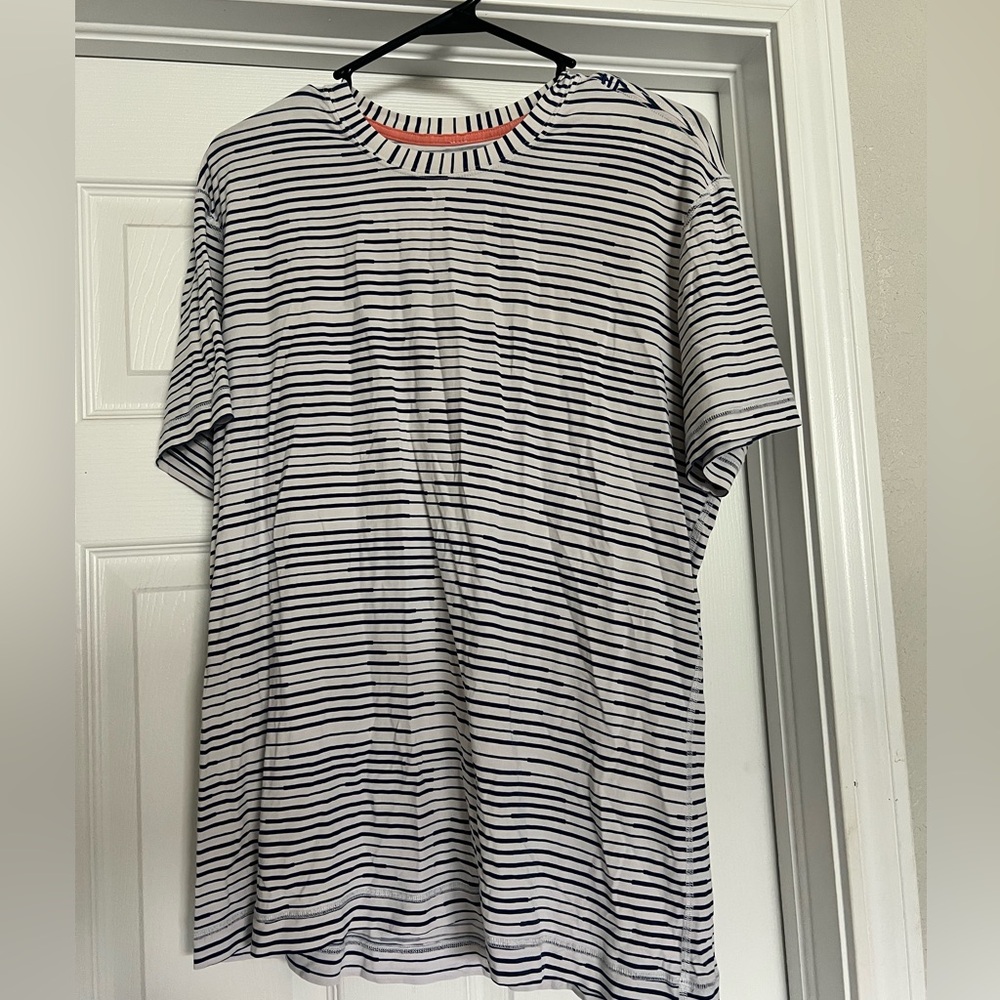 Lululemon Athletica Blue and White Striped Men's Shirt Large